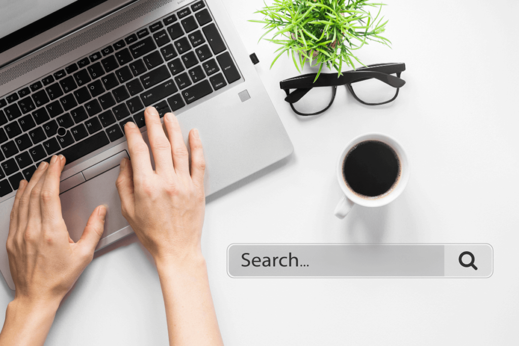 a man starts a search in the search engine
